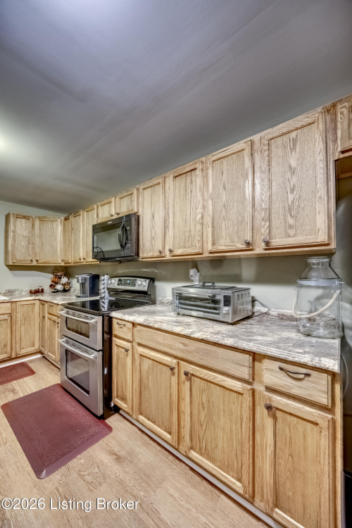 Listing Image 72
