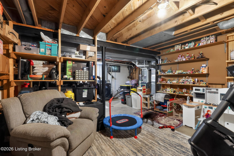 Listing Image 24