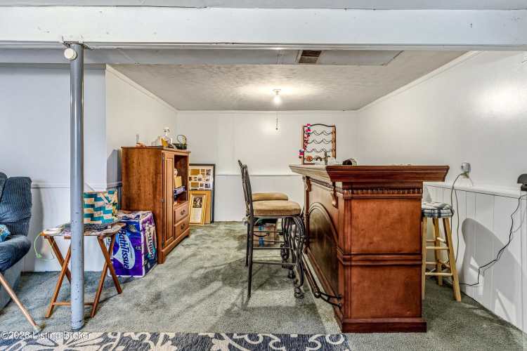 Listing Image 24