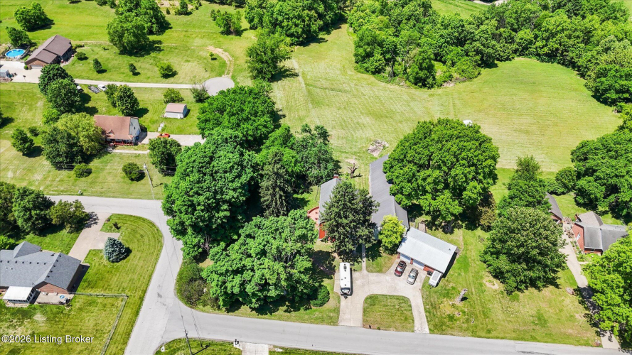 Listing Image 12