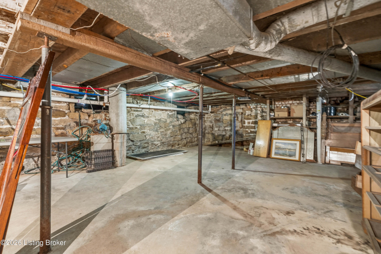 Listing Image 70