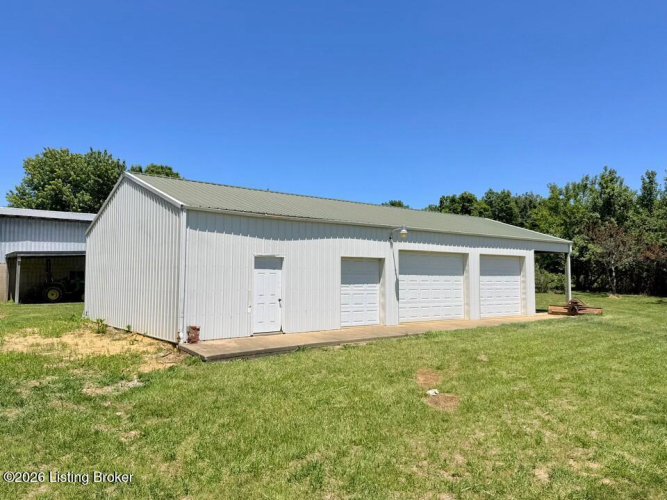 Listing Image 11