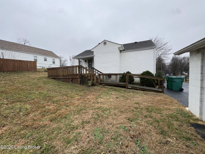 Listing Image 10