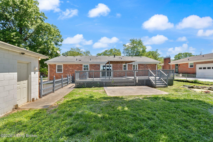 Listing Image 4