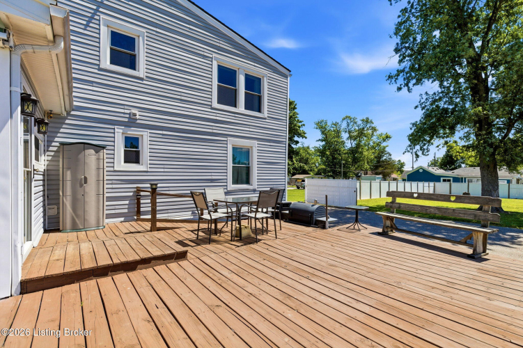 Listing Image 8