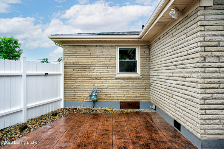 Listing Image 35