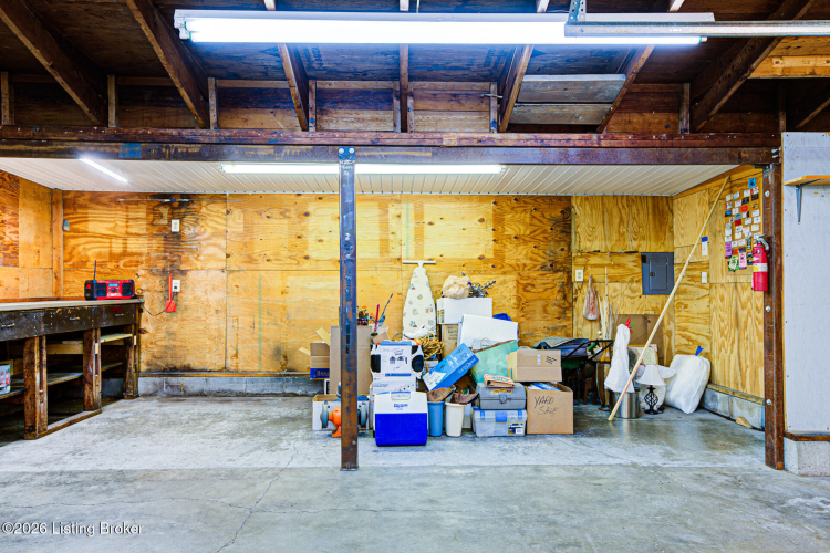Listing Image 40