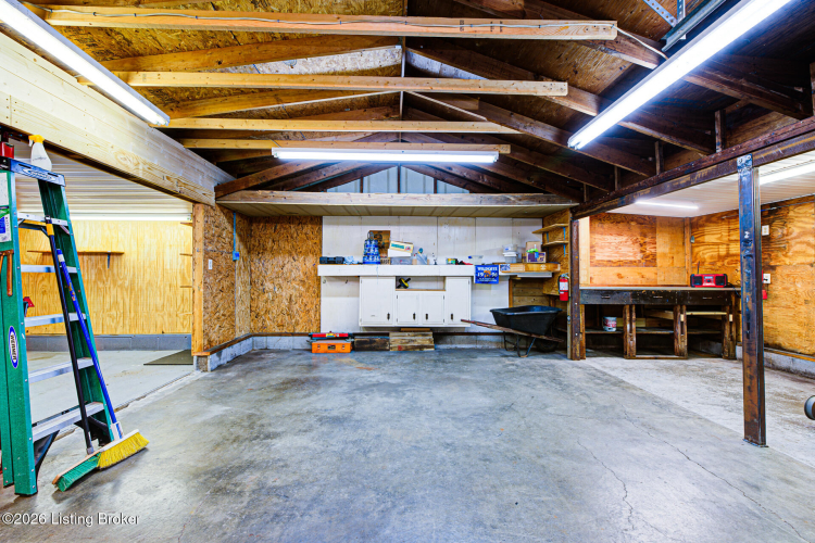 Listing Image 43