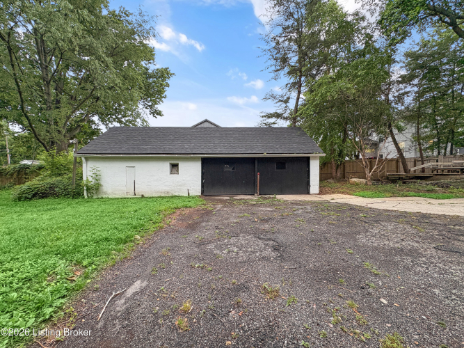 Listing Image 82