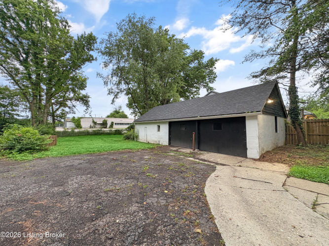Listing Image 83