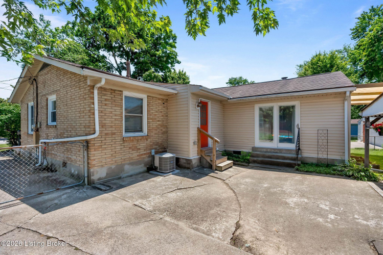 Listing Image 33