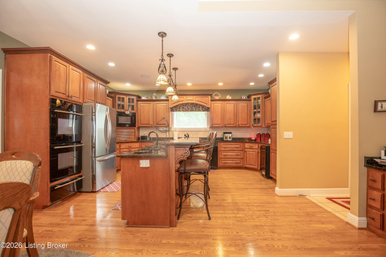 Listing Image 13