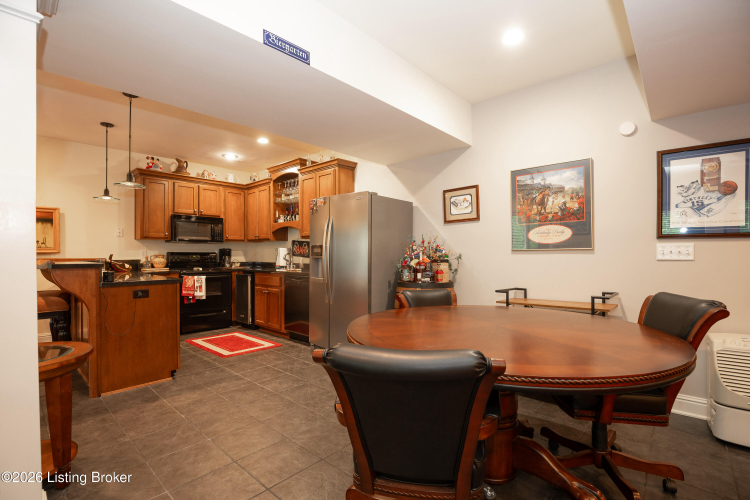 Listing Image 52