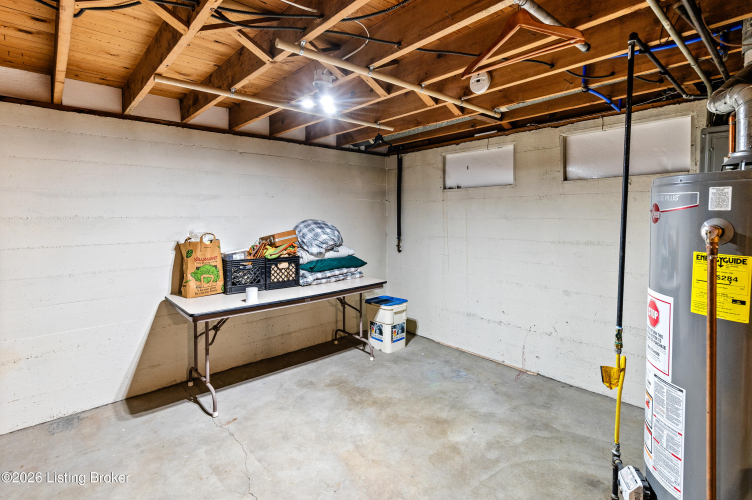 Listing Image 36
