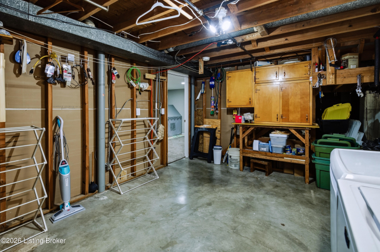 Listing Image 40