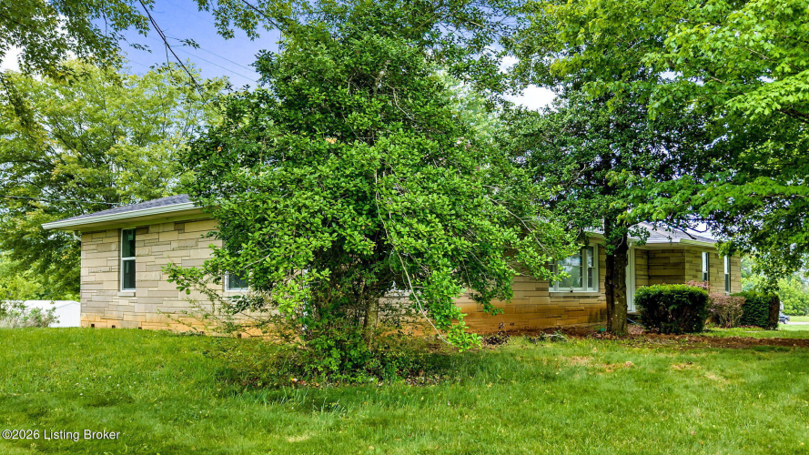 Listing Image 37