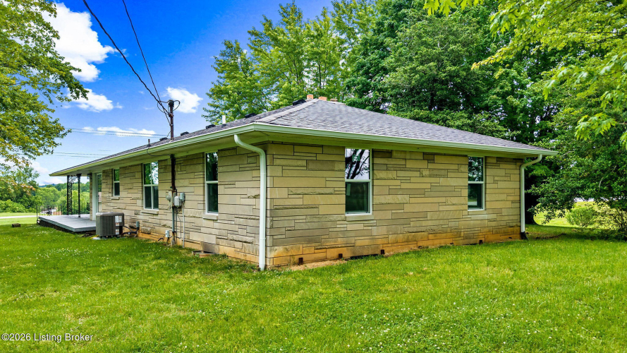 Listing Image 38