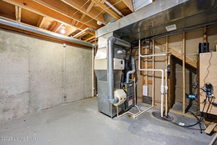 Listing Image 77