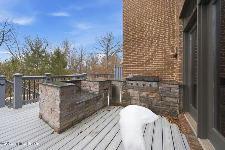 Listing Image 79