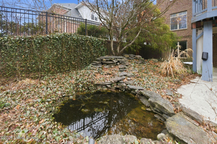 Listing Image 87