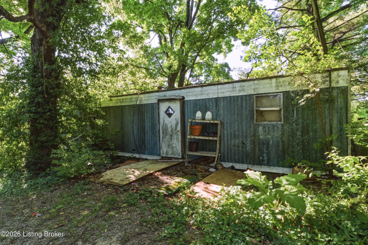 Listing Image 79