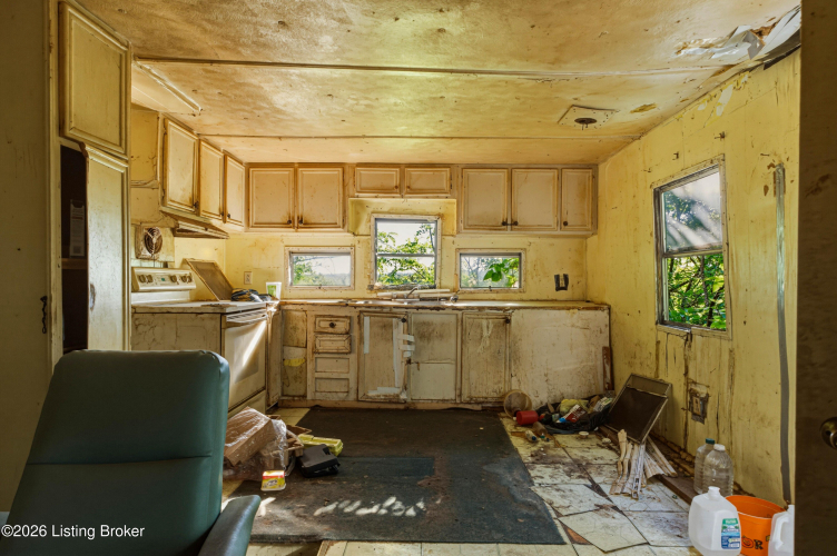 Listing Image 81