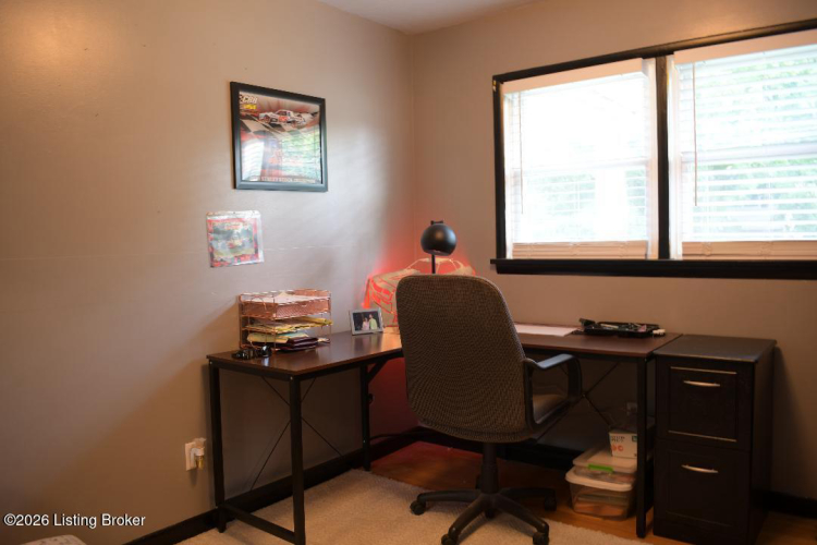Listing Image 20