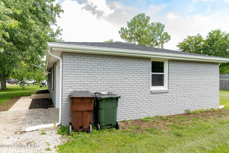 Listing Image 39