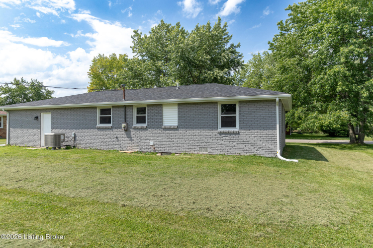 Listing Image 42