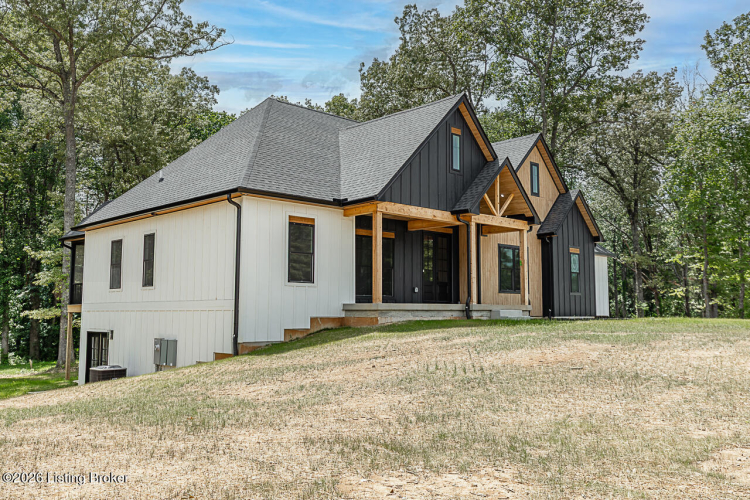 Listing Image 76