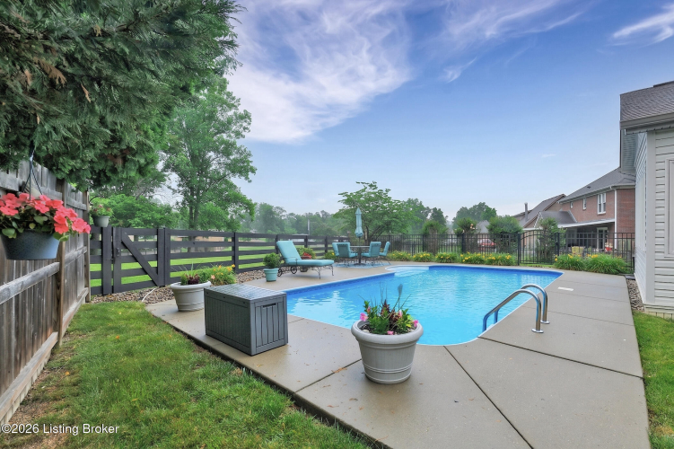 Listing Image 56