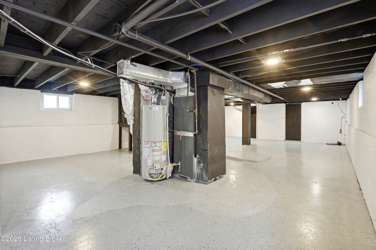 Listing Image 33