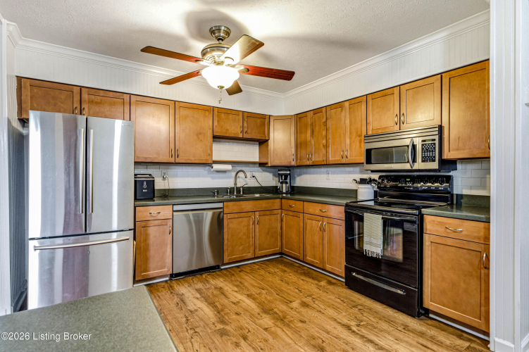 Listing Image 14