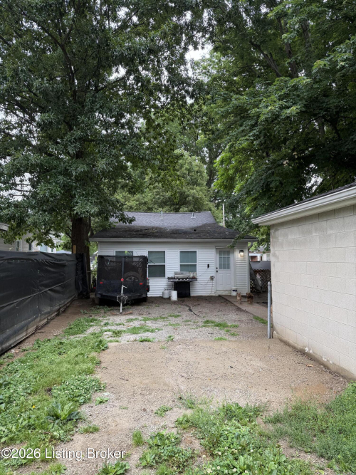 Listing Image 19