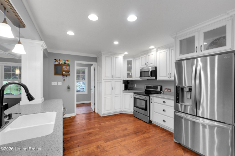 Listing Image 19