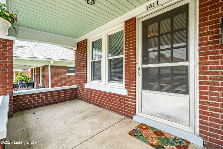 Listing Image 5