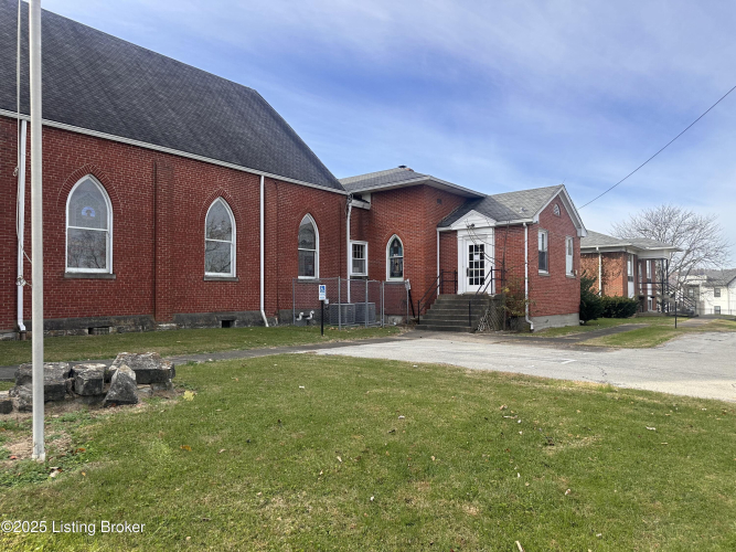 Listing Image 6