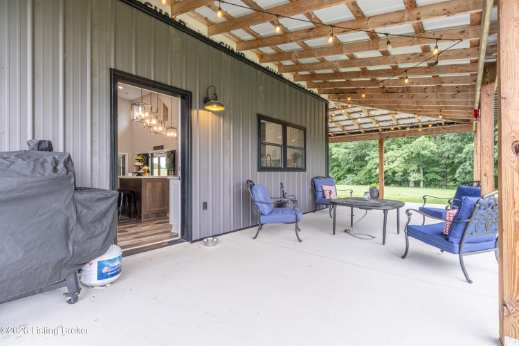 Listing Image 76