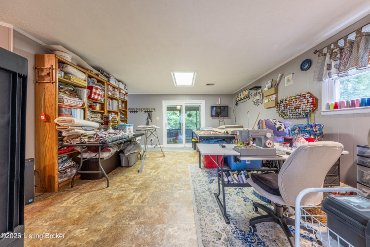 Listing Image 49