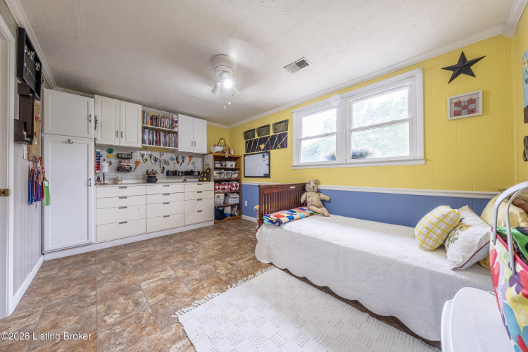 Listing Image 52