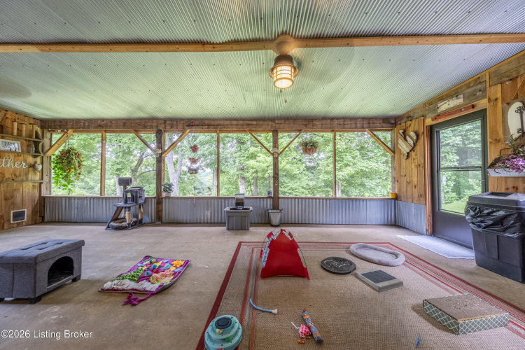 Listing Image 59