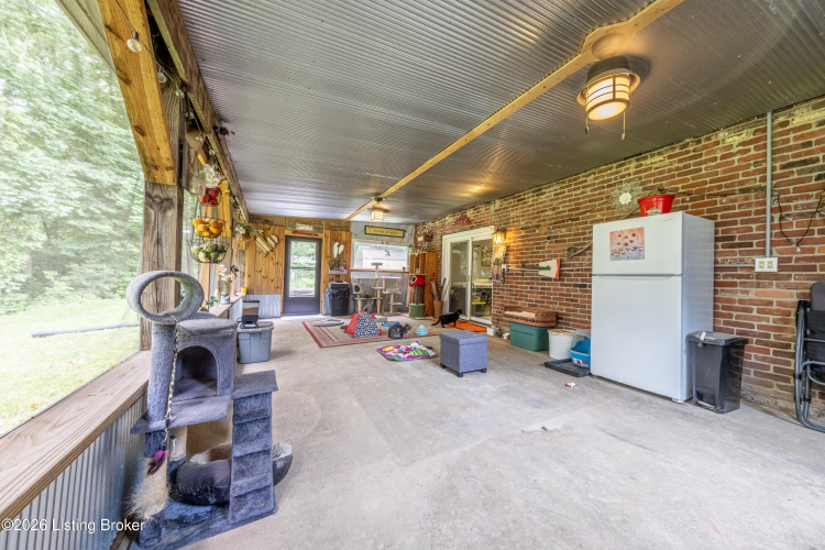Listing Image 61