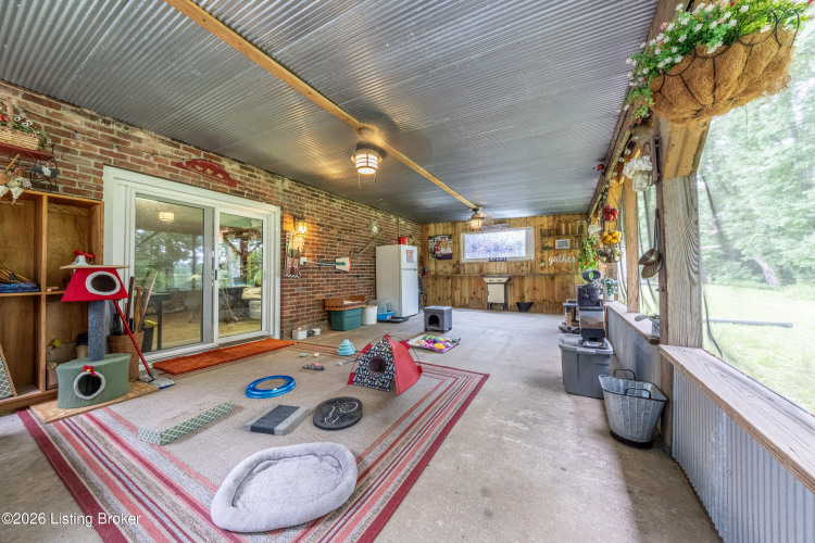 Listing Image 63