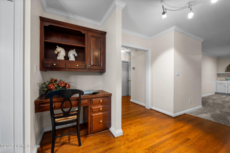 Listing Image 20