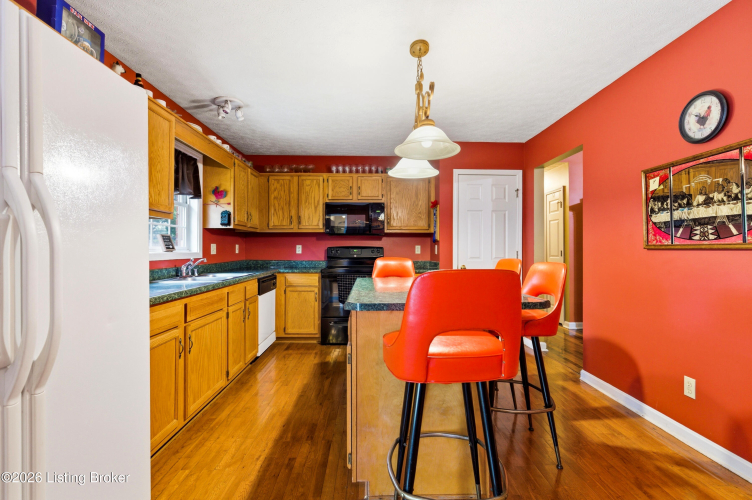 Listing Image 14