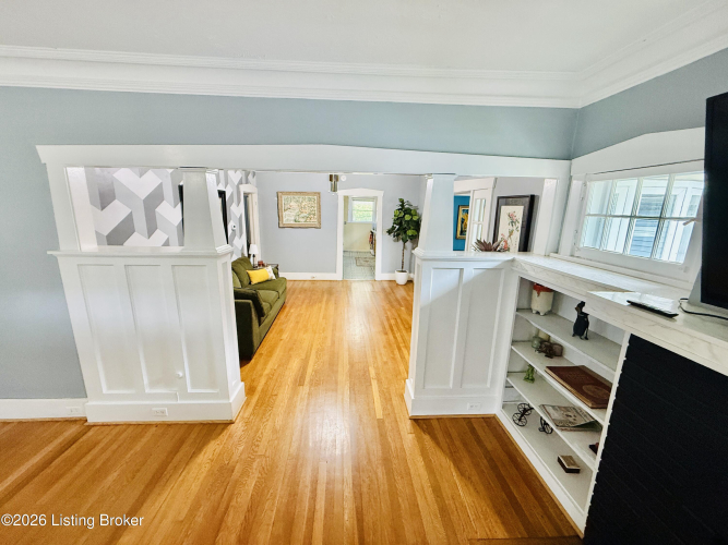 Listing Image 11