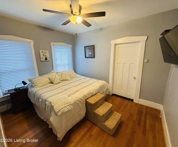 Listing Image 18