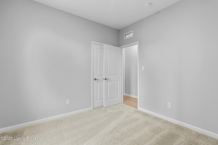 Listing Image 24