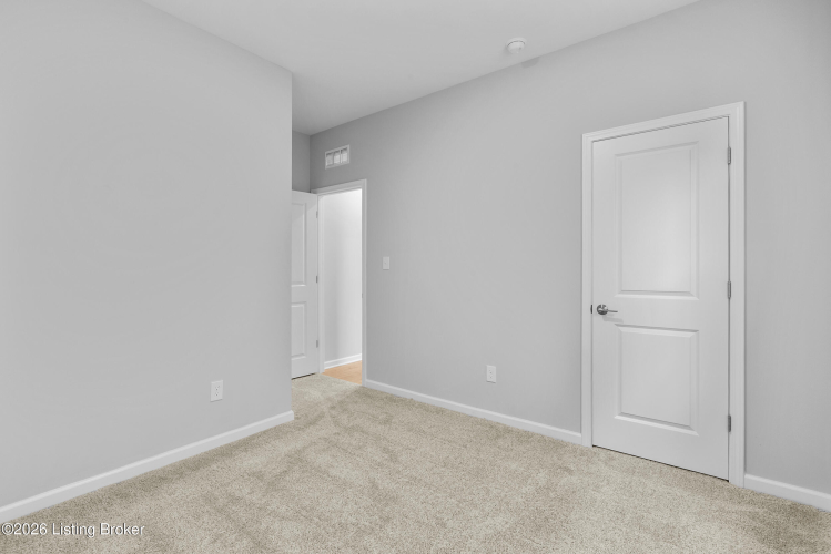 Listing Image 26