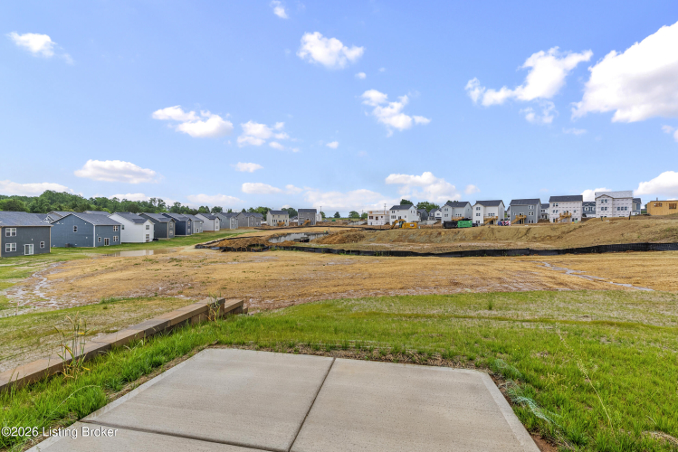 Listing Image 32